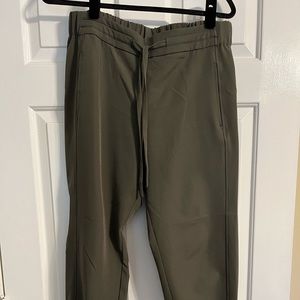 Prologue Army Green Jogger Size M